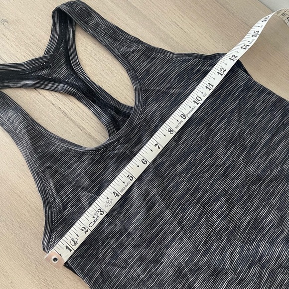 BUNDLE of (4) Gray/Blue Athletic Tanks Lululemon, Athleta, Title Nine Sz Small - Picture 16 of 16